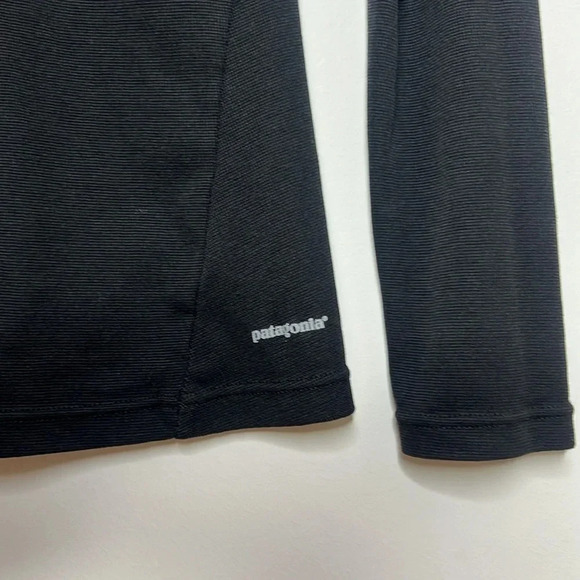Patagonia Capilene 2 Lightweight Black 1/4 zip Thermal Pullover - Picture 4 of 14